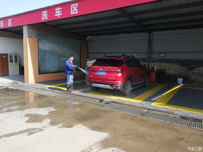 洗車(chē)打磨，匠心養(yǎng)護(hù) 感受貼心售后服務(wù)的溫度